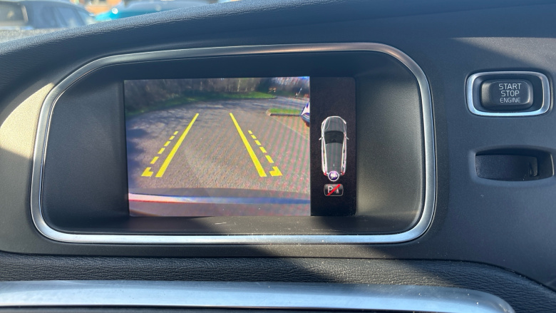 Volvo V40 D2 [122] R DESIGN Edition 5dr Diesel Hatchback